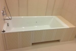 Установка акриловой ванны в Тутаеве