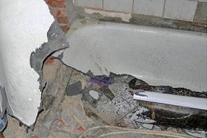 Демонтаж ванны в Тутаеве